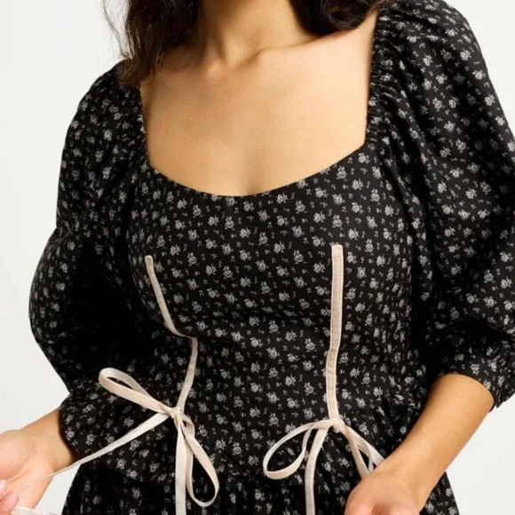 NWT Eliza Faulkner Maria dress Elegant Black Floral Dress with Cream Accent - Picture 3 of 5